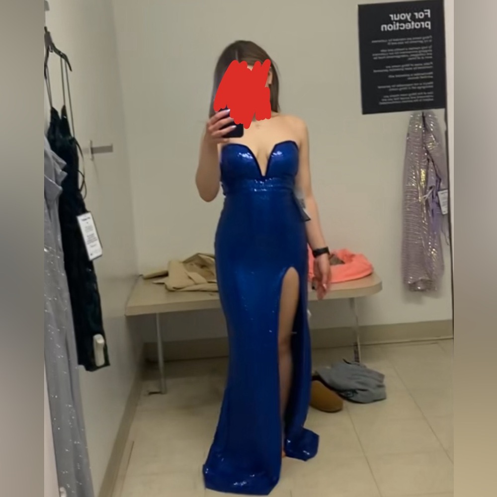 PROM DRESS BRAND NEW NEVER WORN